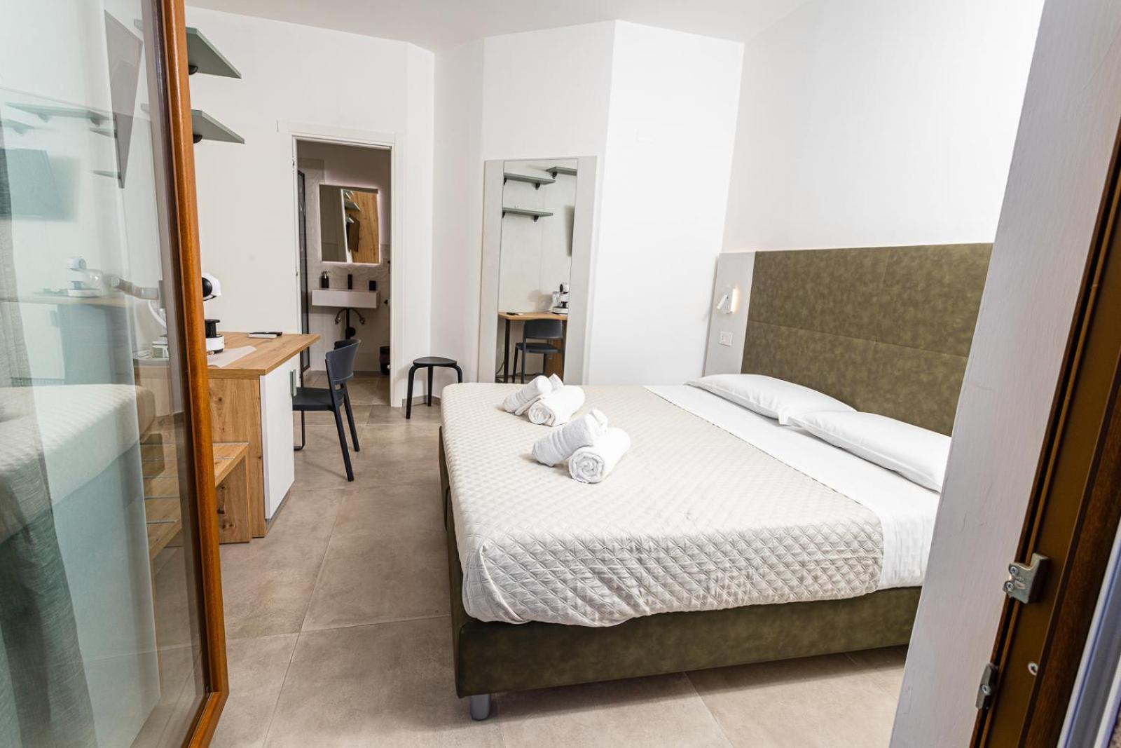 Gallo'S City Rooms Termoli Bagian luar foto
