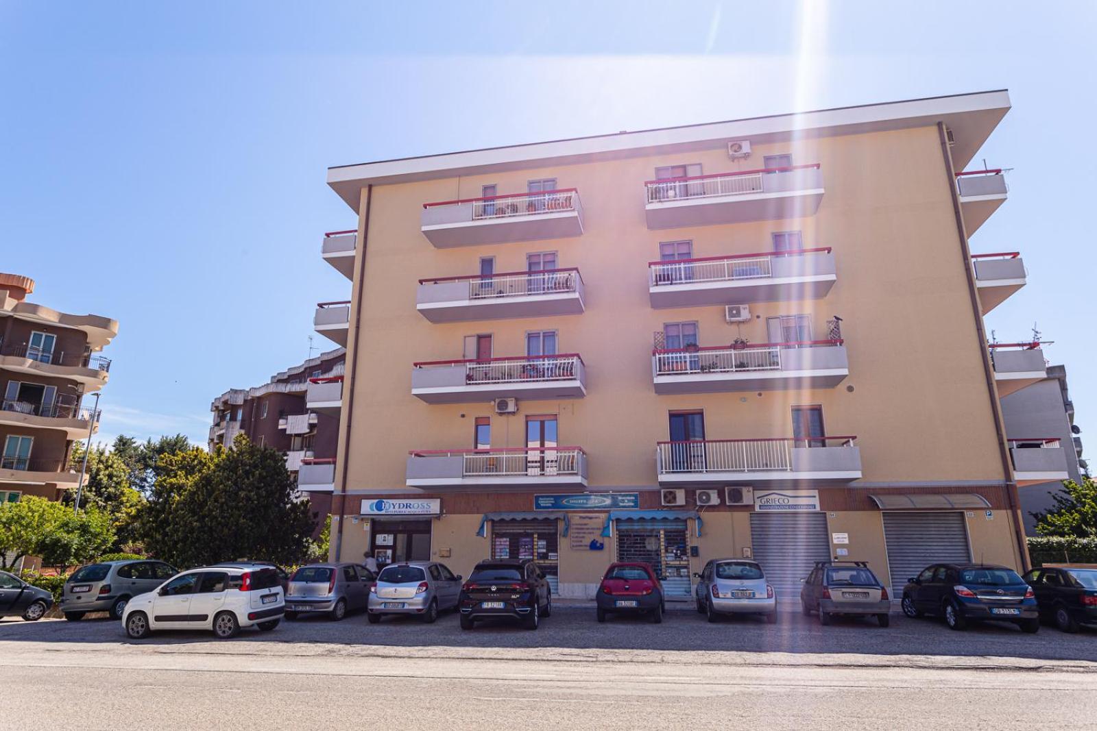 Gallo'S City Rooms Termoli Bagian luar foto